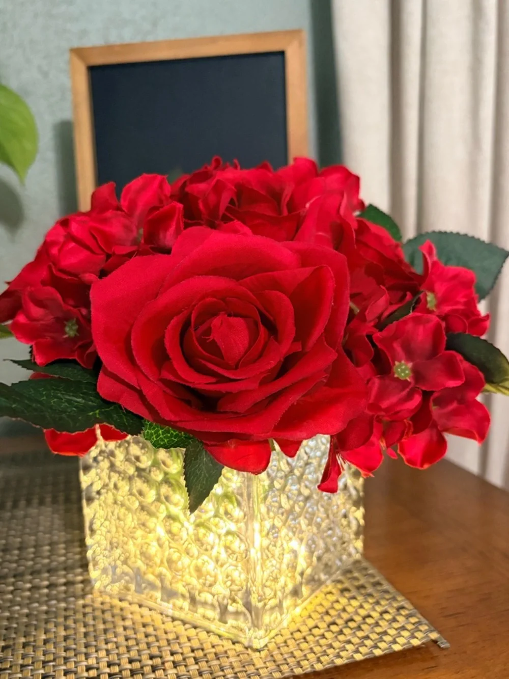 Rose Arr w LED Lights Solid Cube Glass Vase Mom Teacher Gift Decor